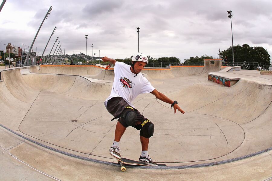 Linha no bowl da pista de concreto